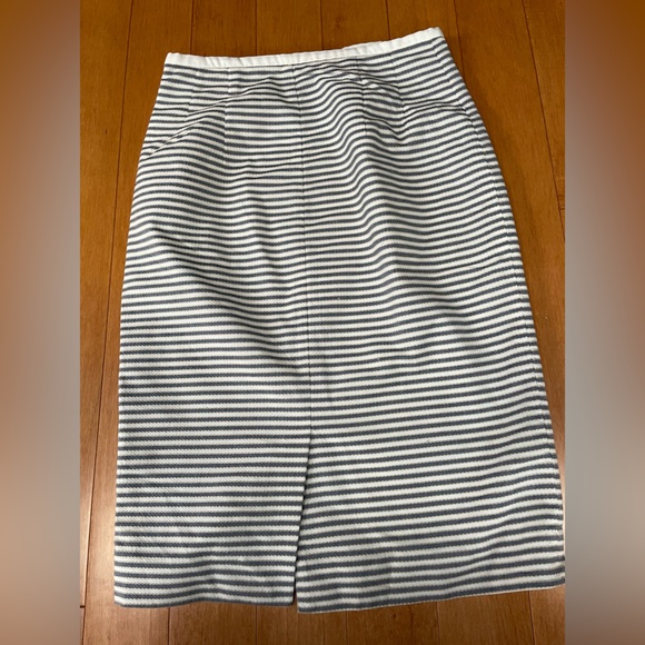 The Limited- Striped Pencil Skirt -Size 0 - Picture 2 of 5